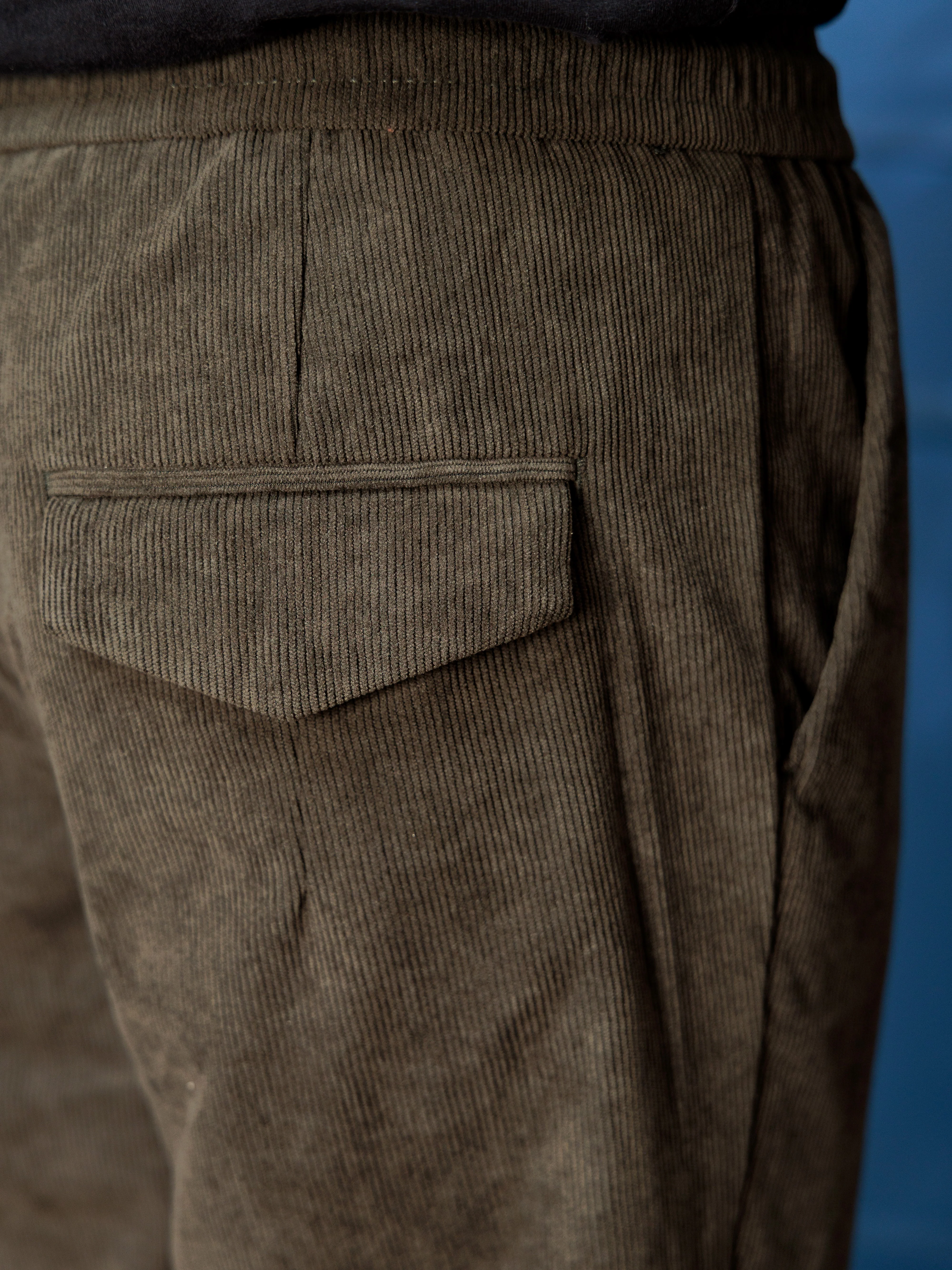 FOOMER OLIVE CORDUROY RELAXED FIT TROUSERS FOR MEN'S - Image 7