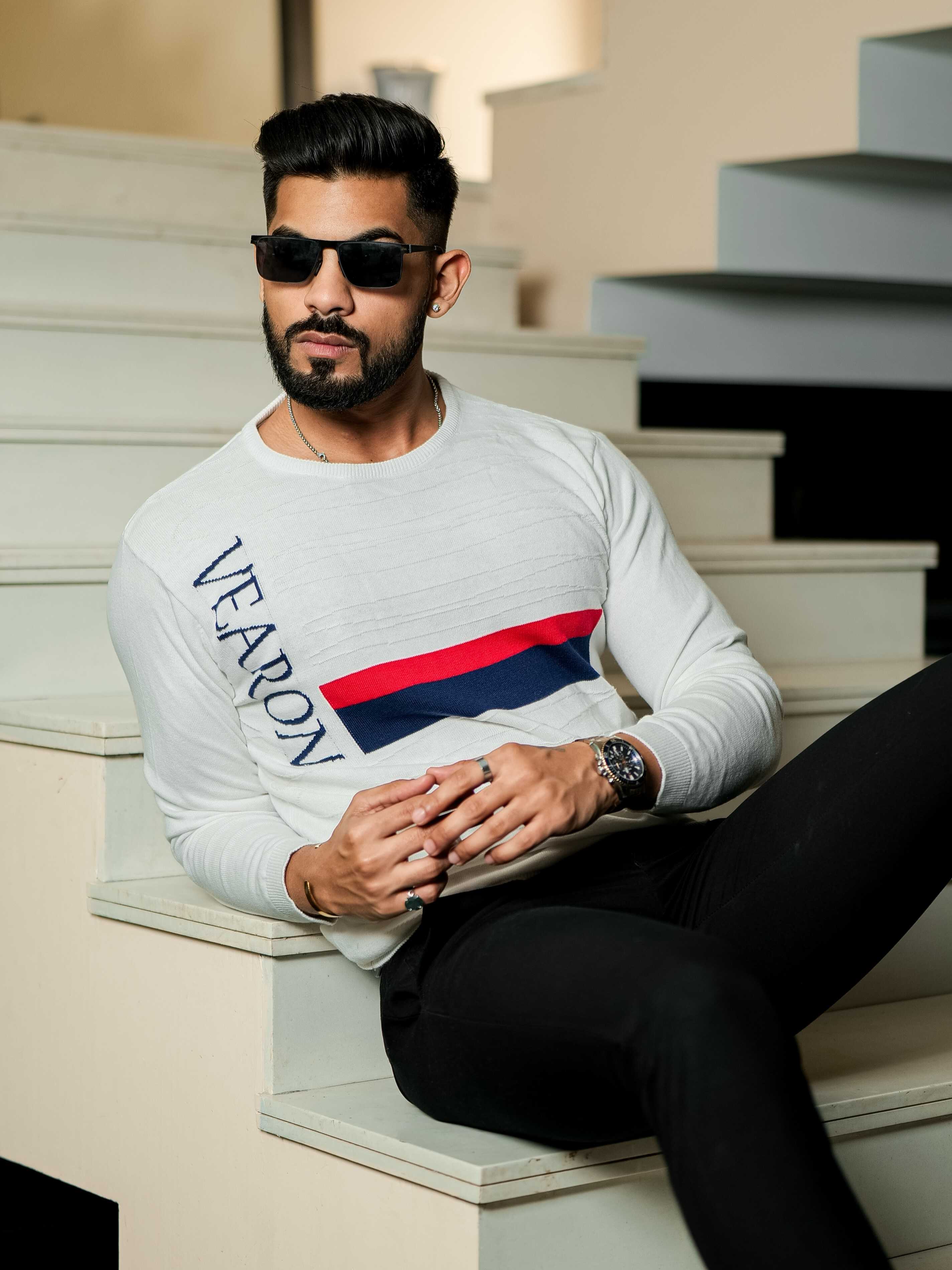 White Cotton Full Sleeve Premium T Shirt - Image 5